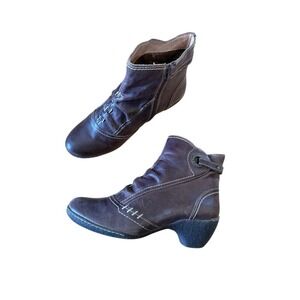 Pikolinos brown leather chunky heel ankle boots stitch‎ detailing